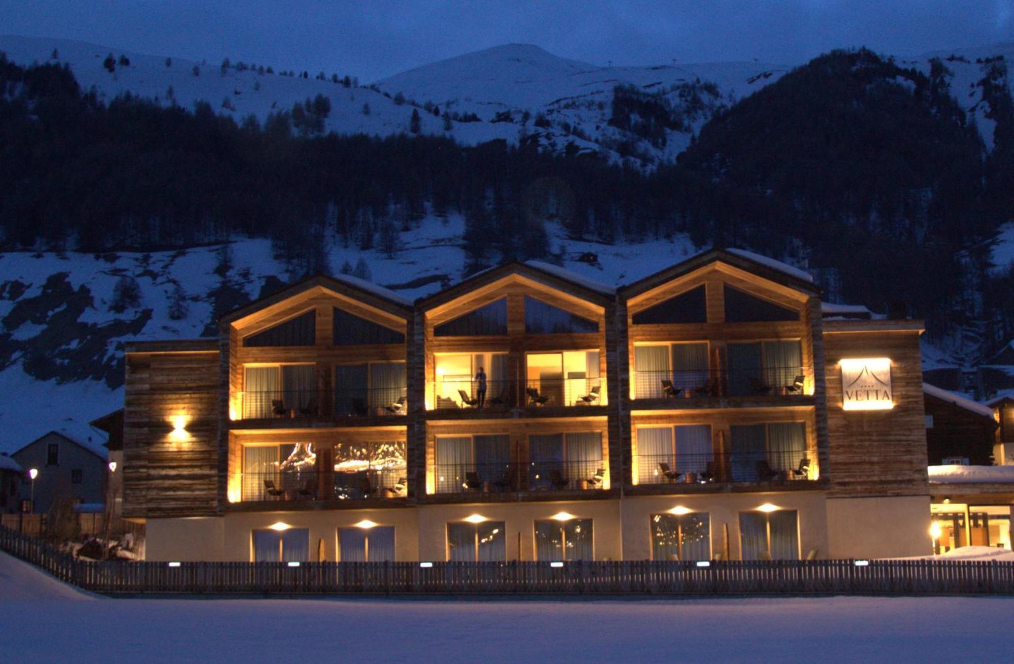 Hotel Vetta Alpine Relax Livigno Esterno foto